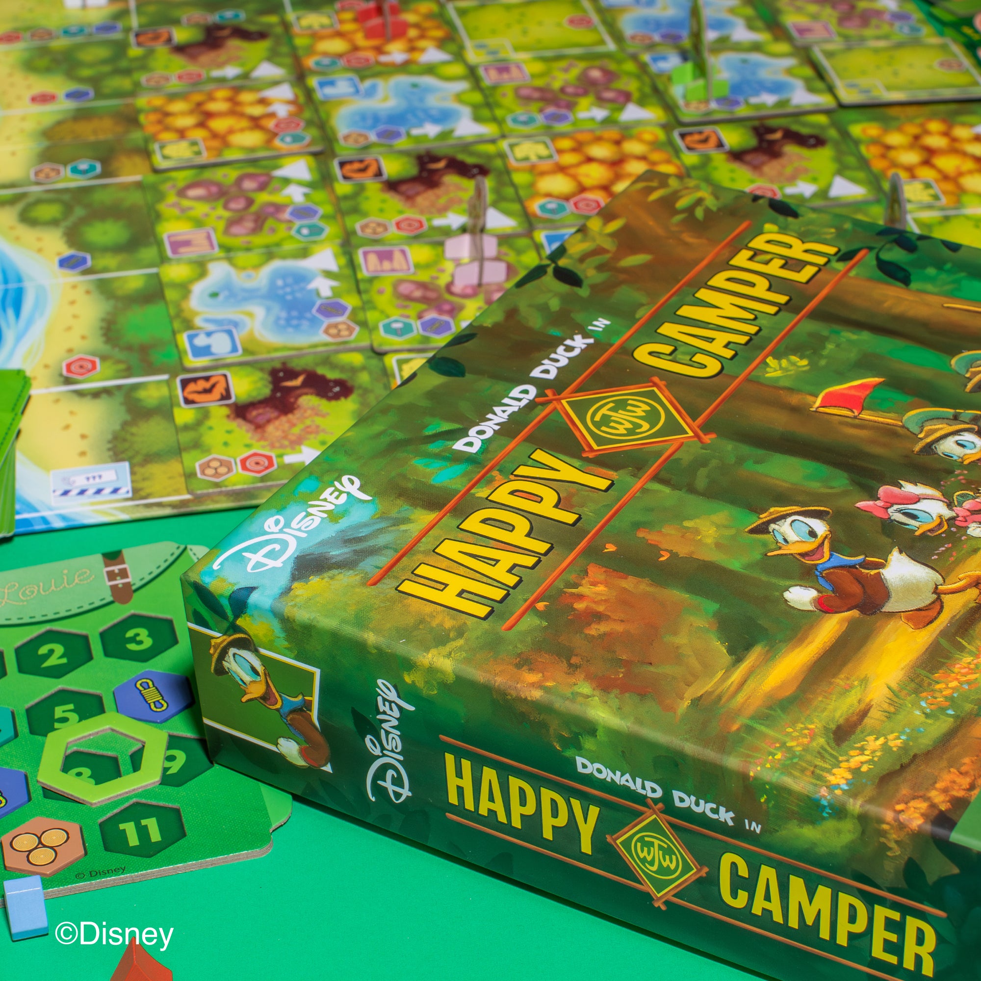 happy camper Donald Duck in Happy Camper